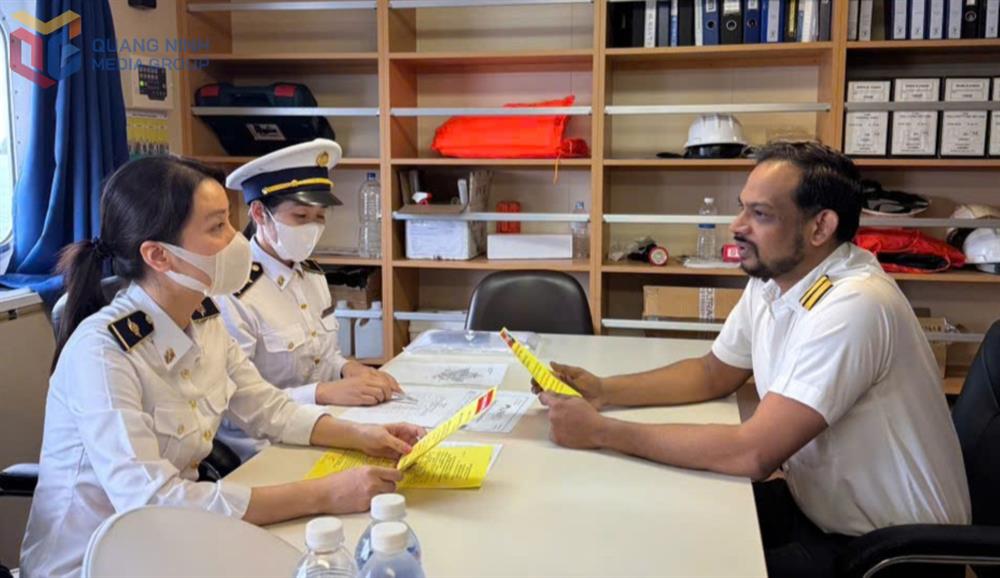 Tăng cường đảm bảo an toàn công tác phòng dịch tại cửa khẩu Quảng Ninh